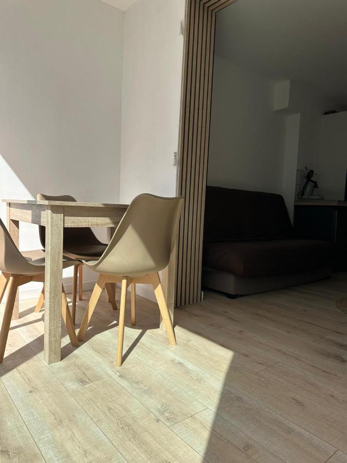 Charmant Studio Neuf 150M Plage Sur Avenue Principale Climatise Et Parking Cavalaire-sur-Mer Ngoại thất bức ảnh