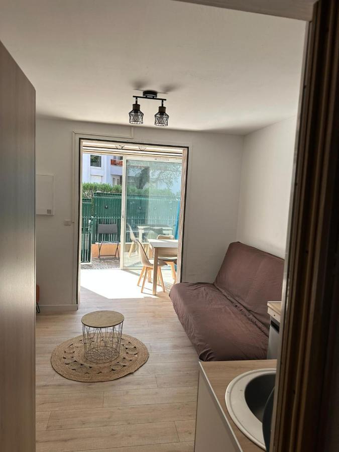 Charmant Studio Neuf 150M Plage Sur Avenue Principale Climatise Et Parking Cavalaire-sur-Mer Ngoại thất bức ảnh
