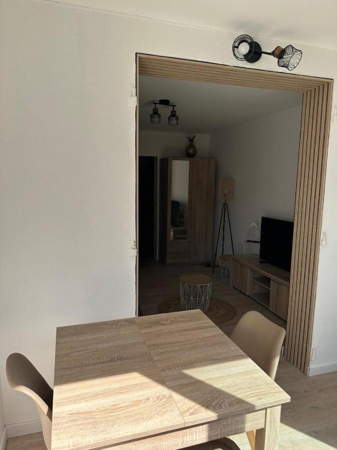 Charmant Studio Neuf 150M Plage Sur Avenue Principale Climatise Et Parking Cavalaire-sur-Mer Ngoại thất bức ảnh